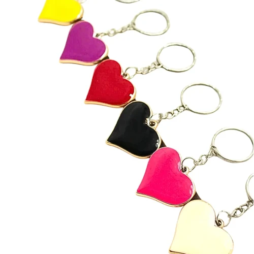 Llavero metal corazón un