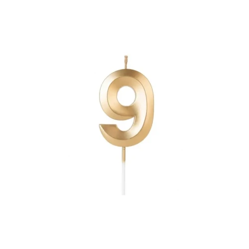 Vela dorada número 9 un